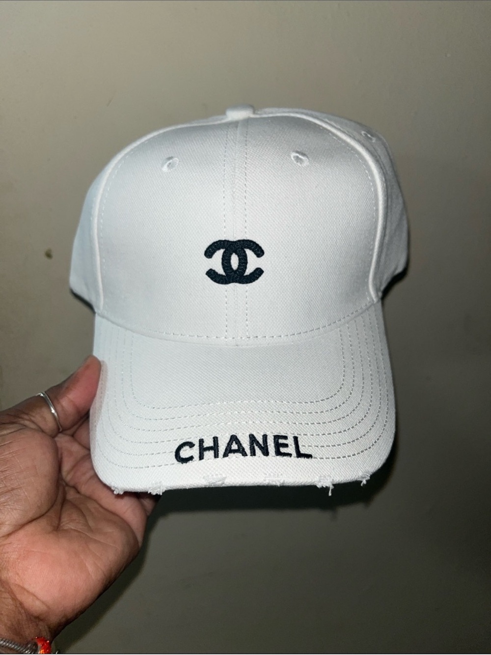 Cute fashion White Baseball Cap with Silver Hardware